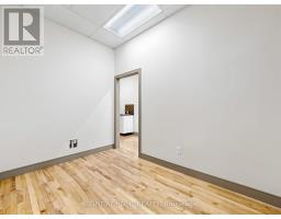 701 The Queensway Avenue, Toronto, ON M8Y1L2 Photo 13