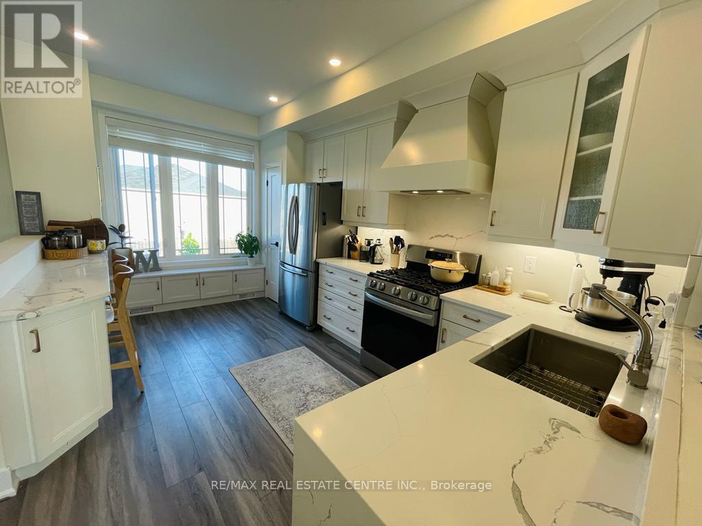 49 EDENROCK DRIVE - 5