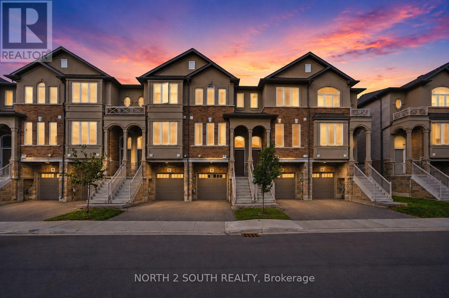 90 LAGUNA VILLAGE CRESCENT - 4