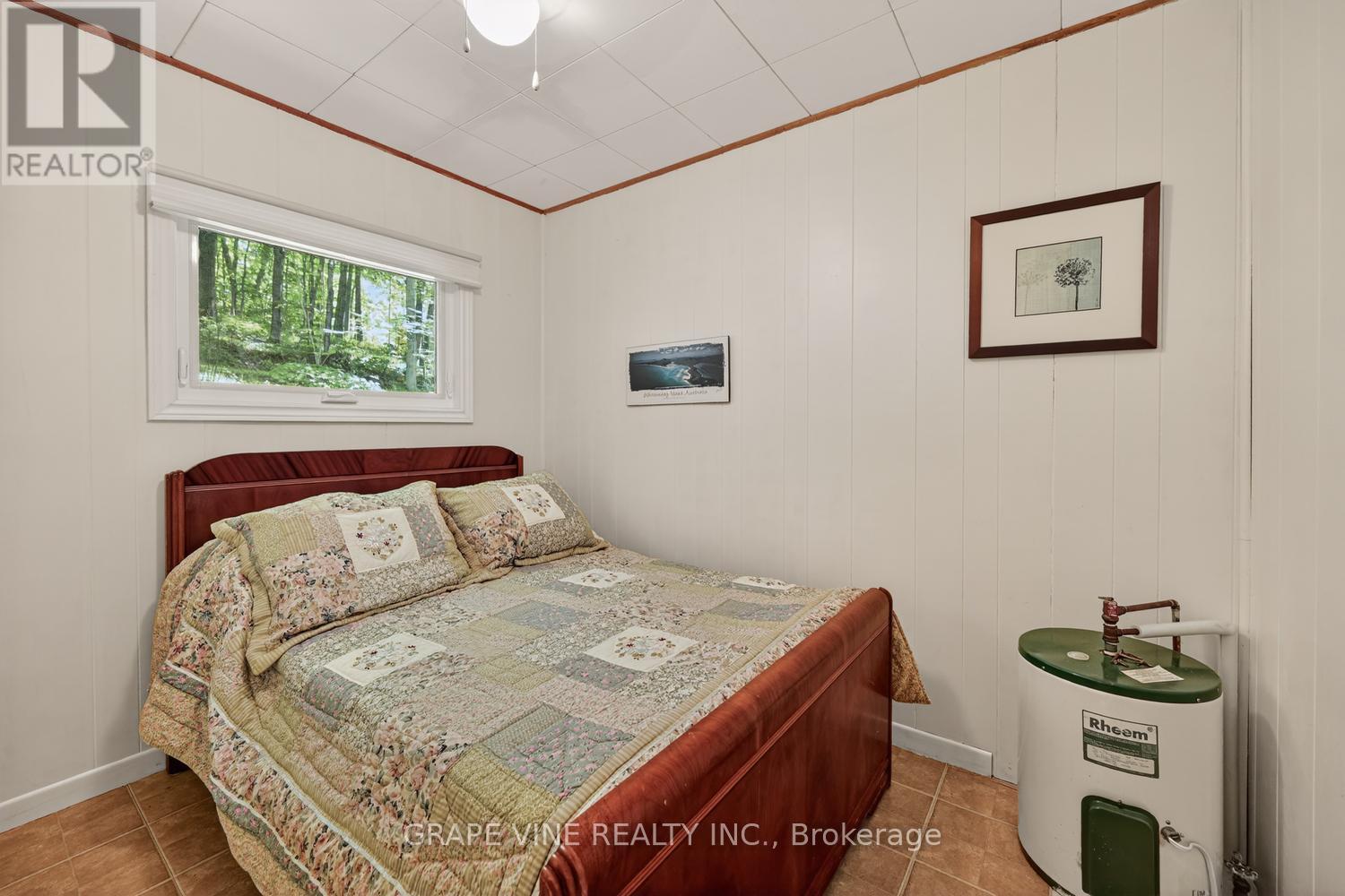 1010 FIREFLY LANE - Image 18