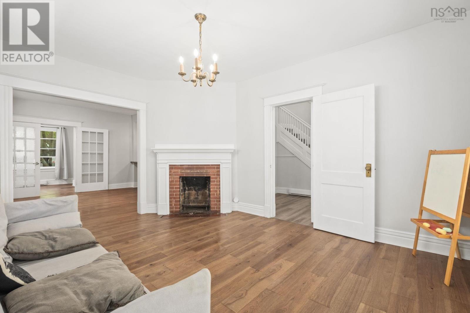1684 Walnut Street - 4
