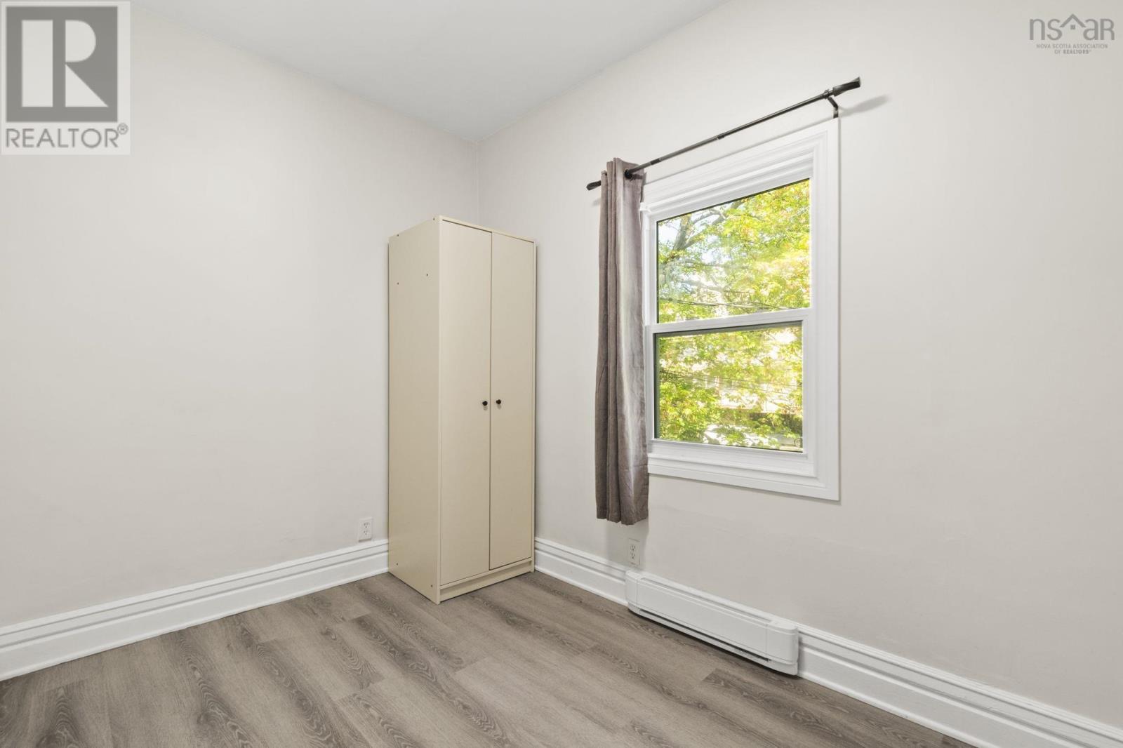 Property 20 of 34 of 1684 Walnut Street