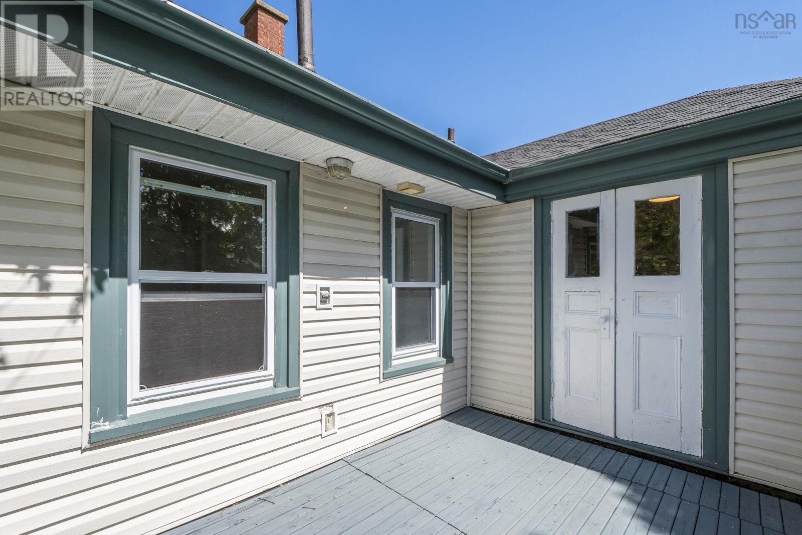 Property 32 of 34 of 1684 Walnut Street