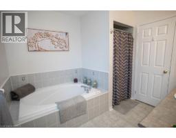 48 Lovell Crescent, Brantford, ON N3T6P3 Photo 18