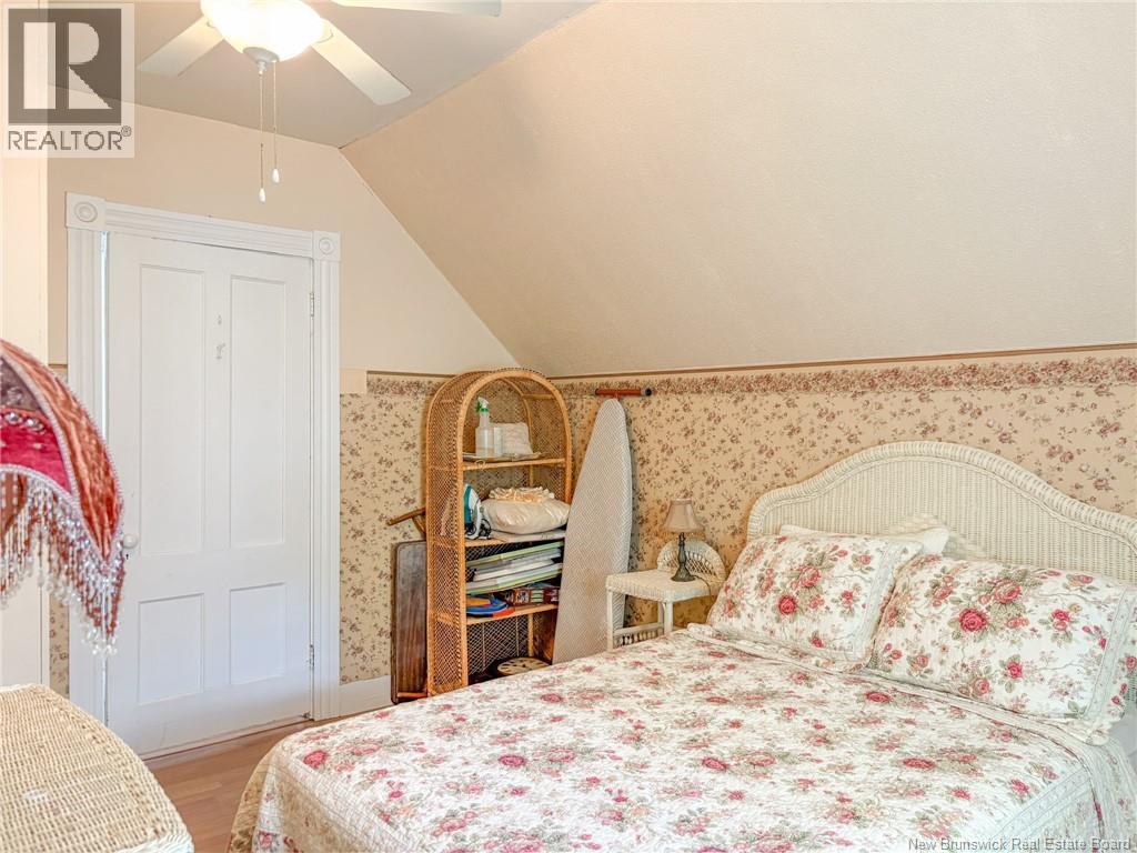 8682 Main Street - Image 33
