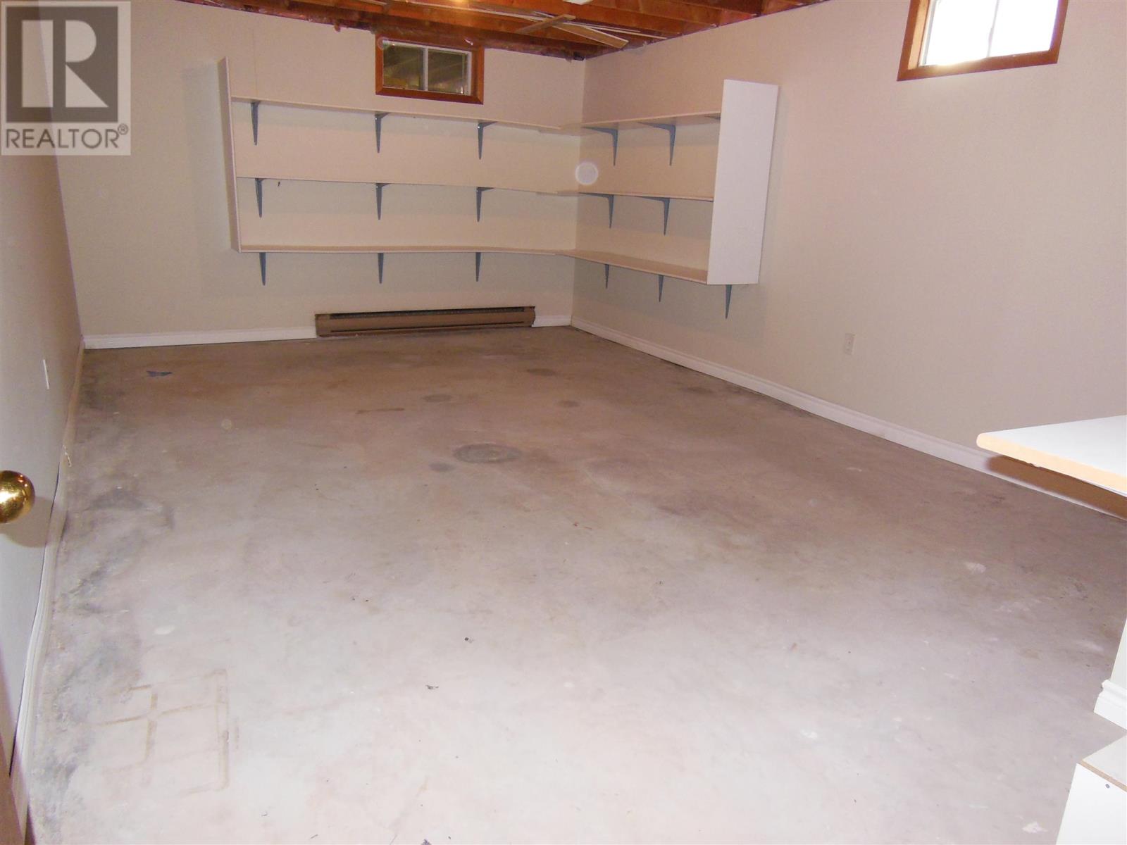 27 Parker AVE - Image 31