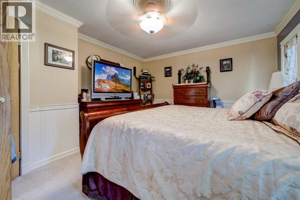 5113 2 Street W - Image 21
