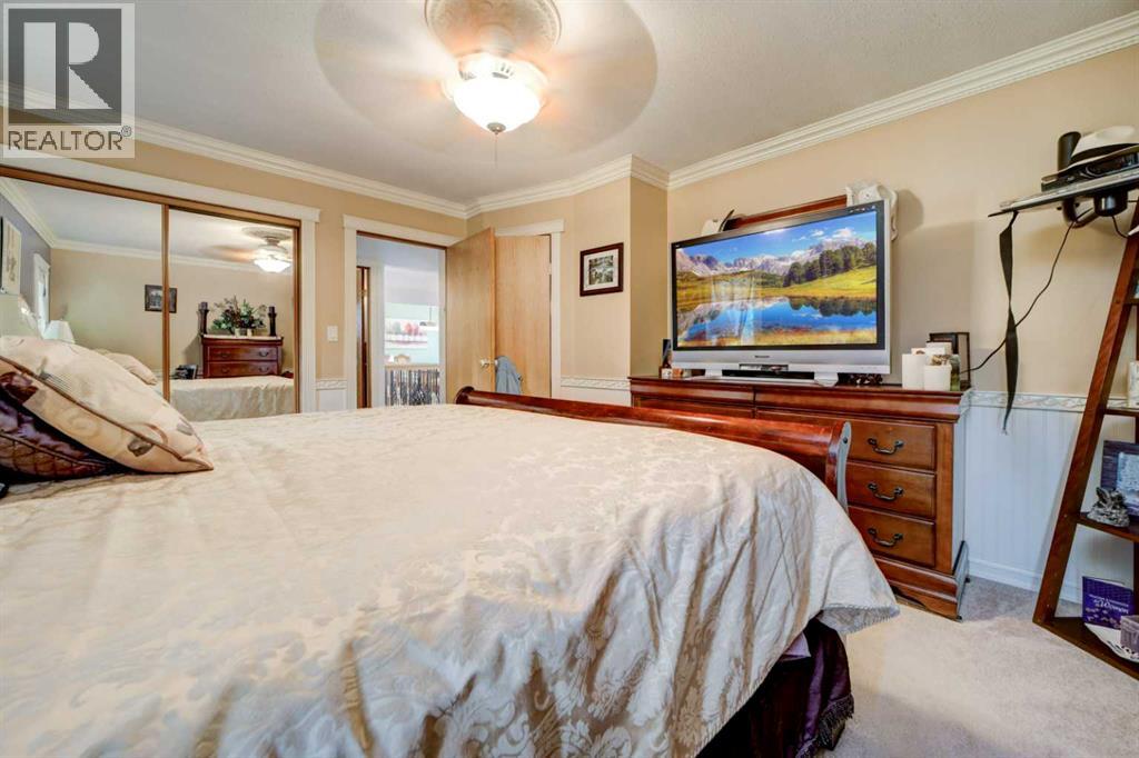 5113 2 Street W - 22