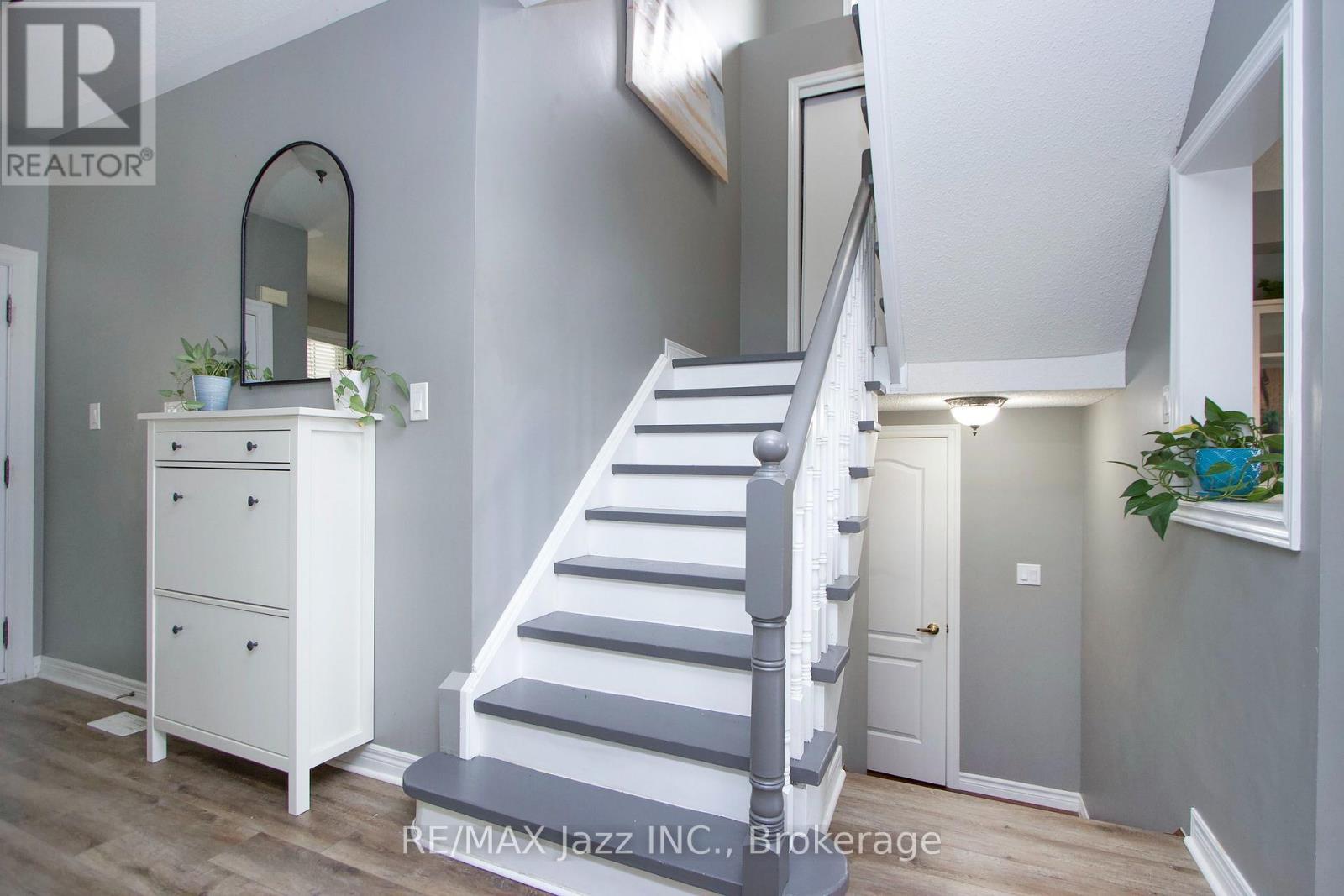 54 MELODY DRIVE - Image 17