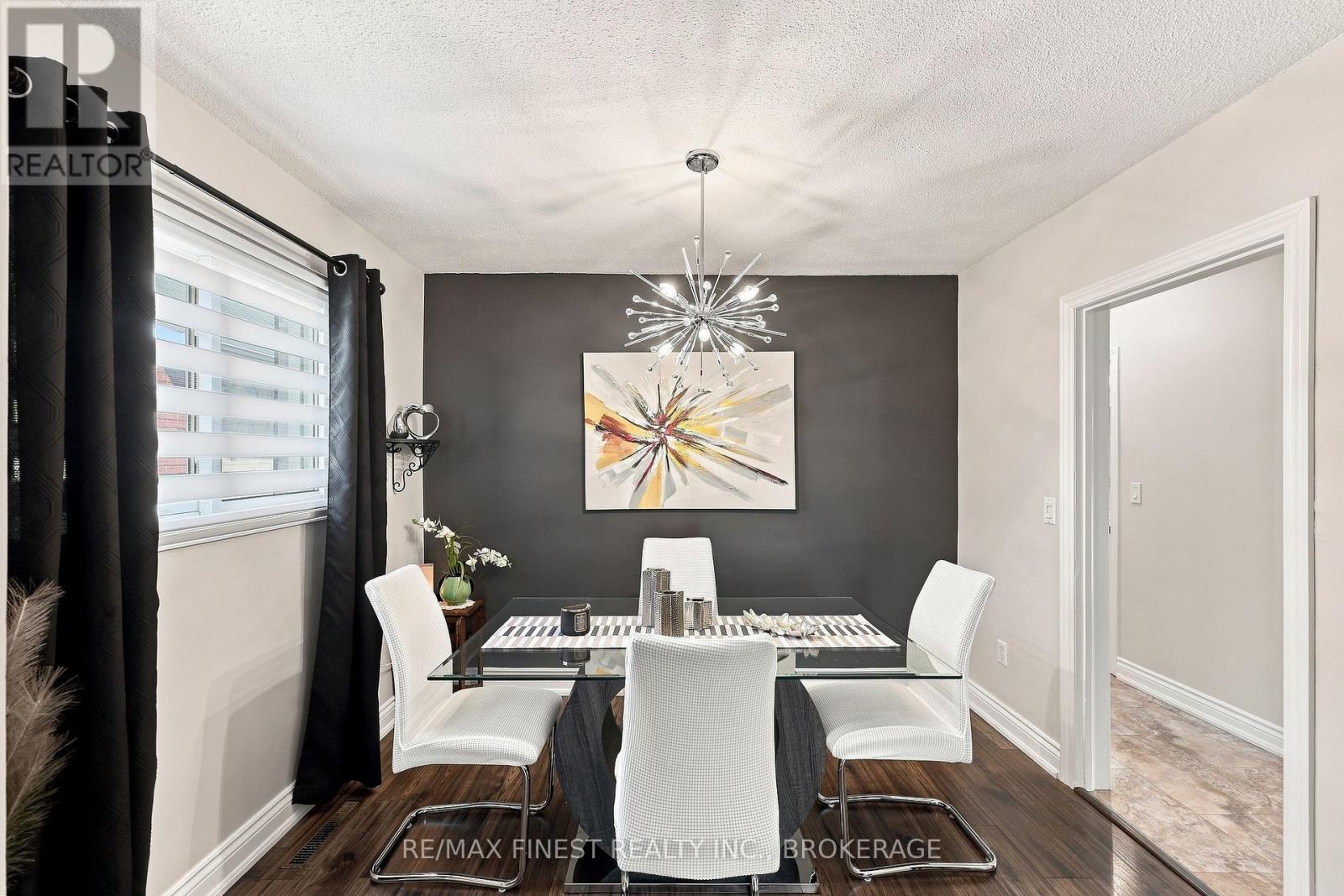 581 DIVISION STREET - Image 15
