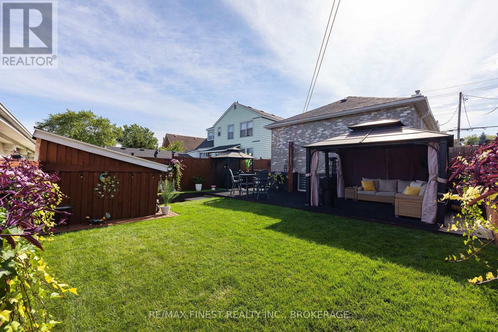 581 DIVISION STREET - 47