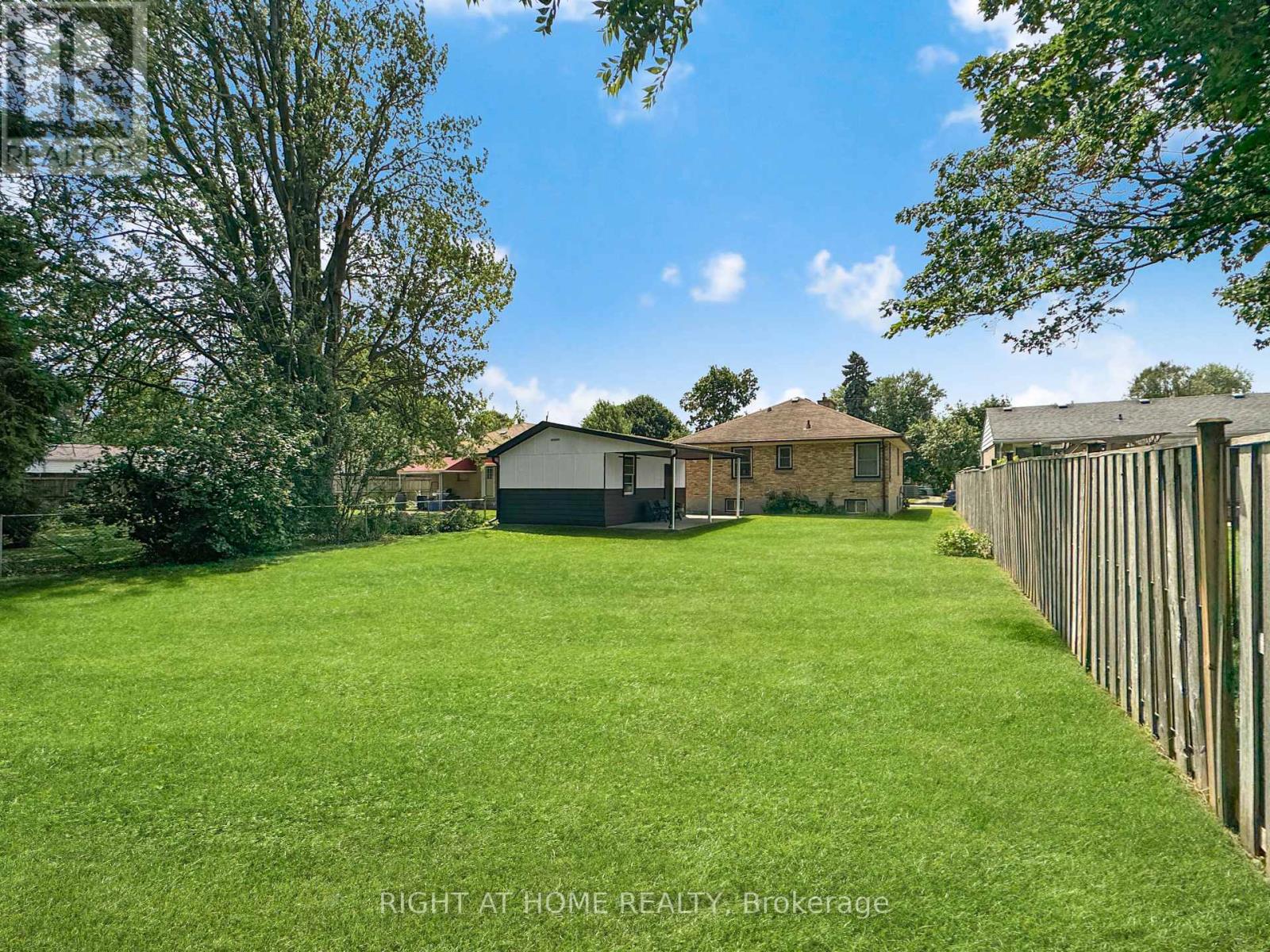 326 AVONDALE ROAD - 15
