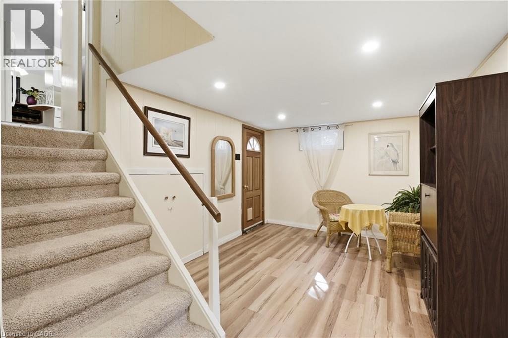 31 VALERIE Drive - Image 27