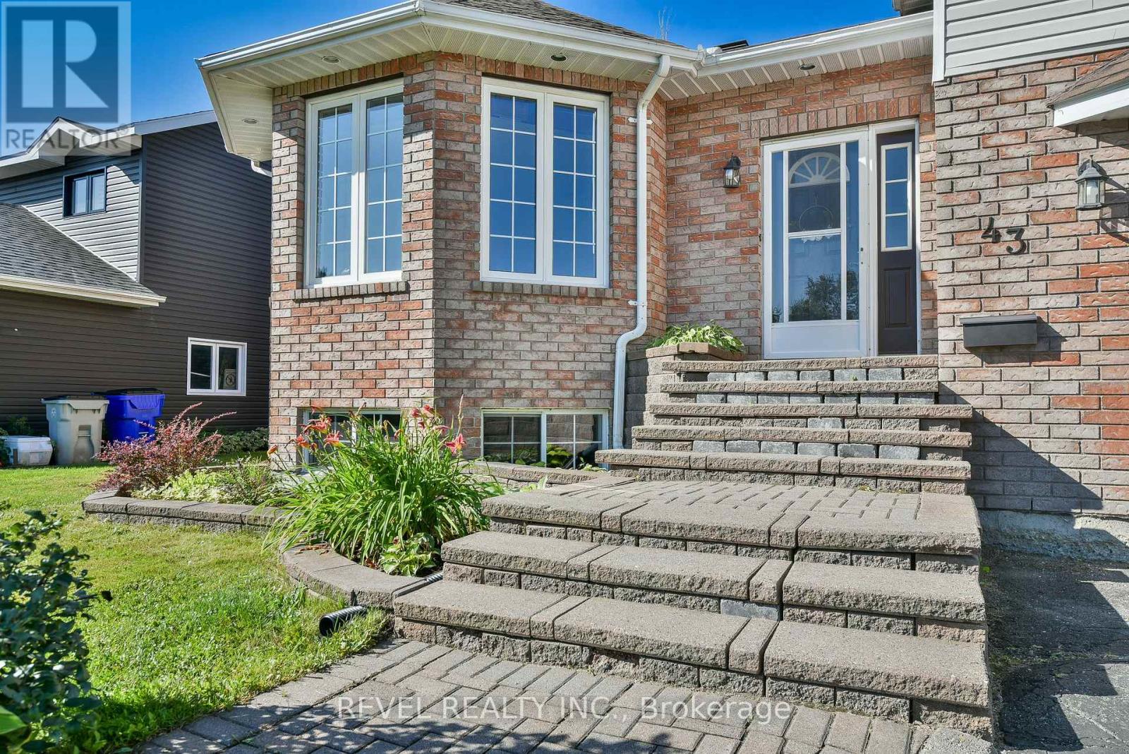 43 PLEASANT AVENUE - 45