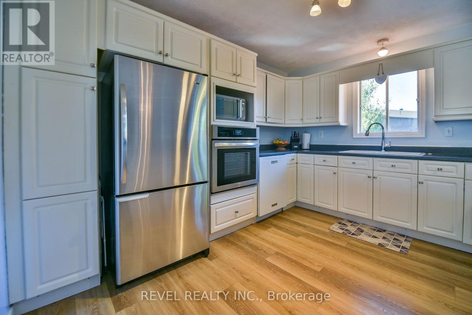 43 PLEASANT AVENUE - Image 9