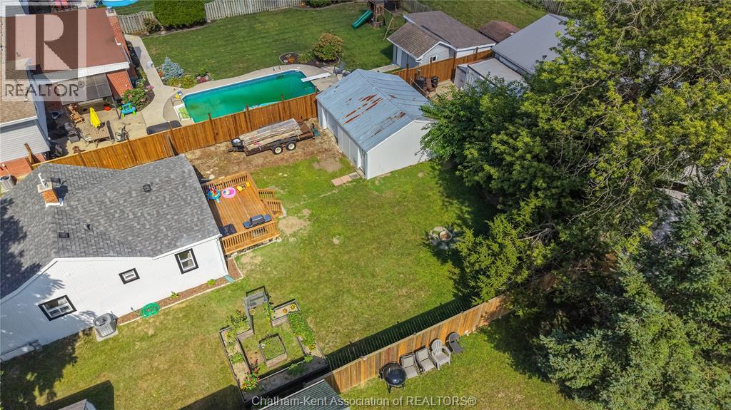 310 MCNAUGHTON AVENUE East - 33