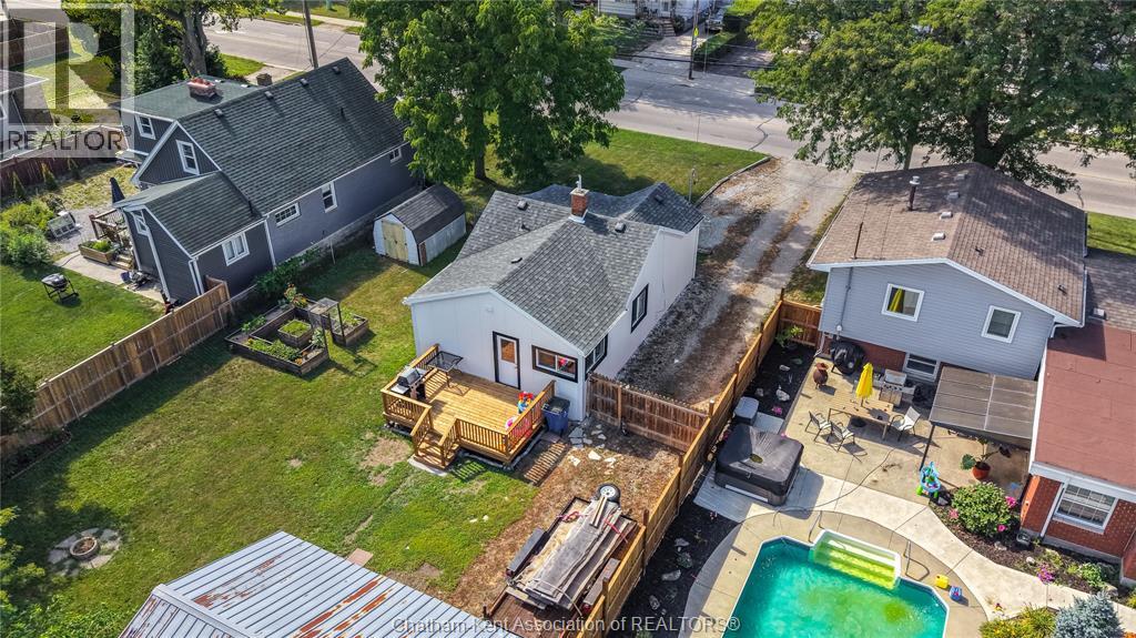 310 MCNAUGHTON AVENUE East - Image 35