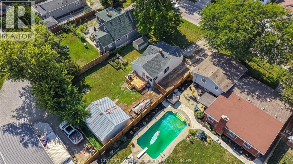 310 MCNAUGHTON AVENUE East - 36