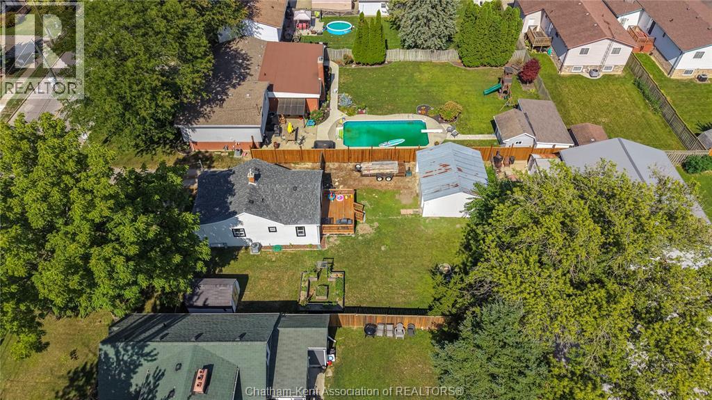 310 MCNAUGHTON AVENUE East - 37