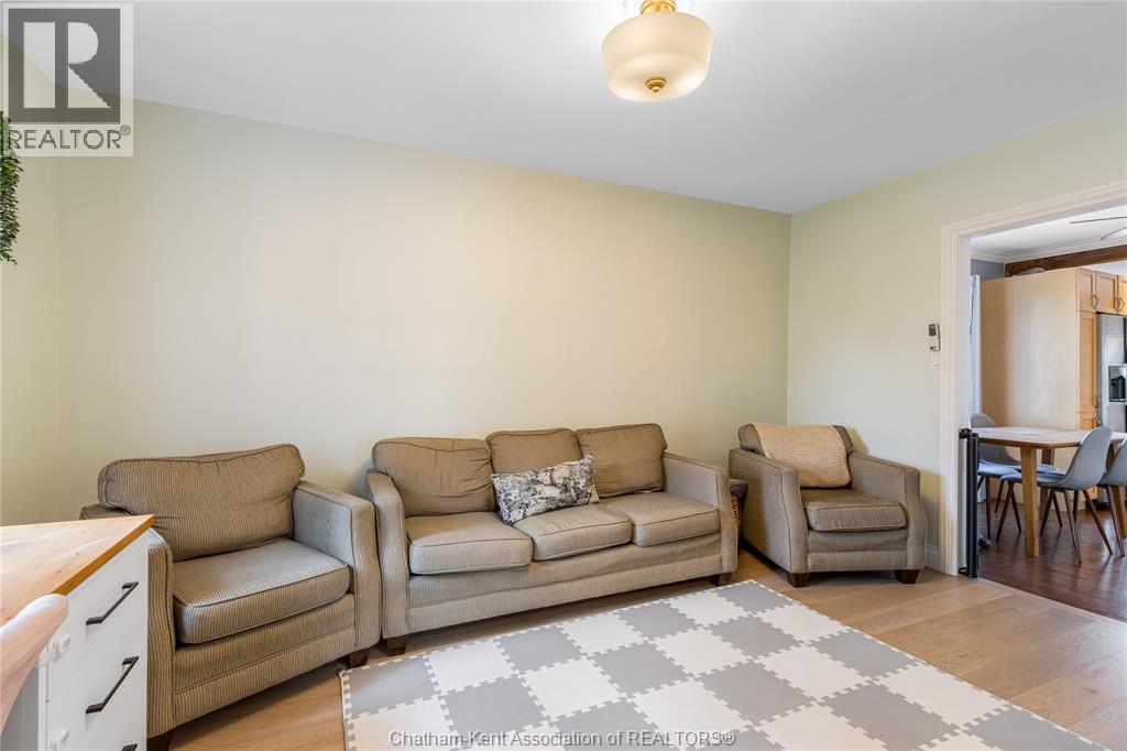 310 MCNAUGHTON AVENUE East - Image 7