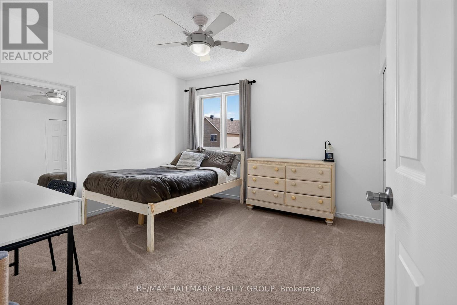 1673 NEPTUNE WAY - Image 28