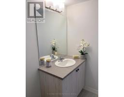 Bathroom - 5 - 14 Wagon Lane E, Barrie, ON L9J0V1 Photo 6