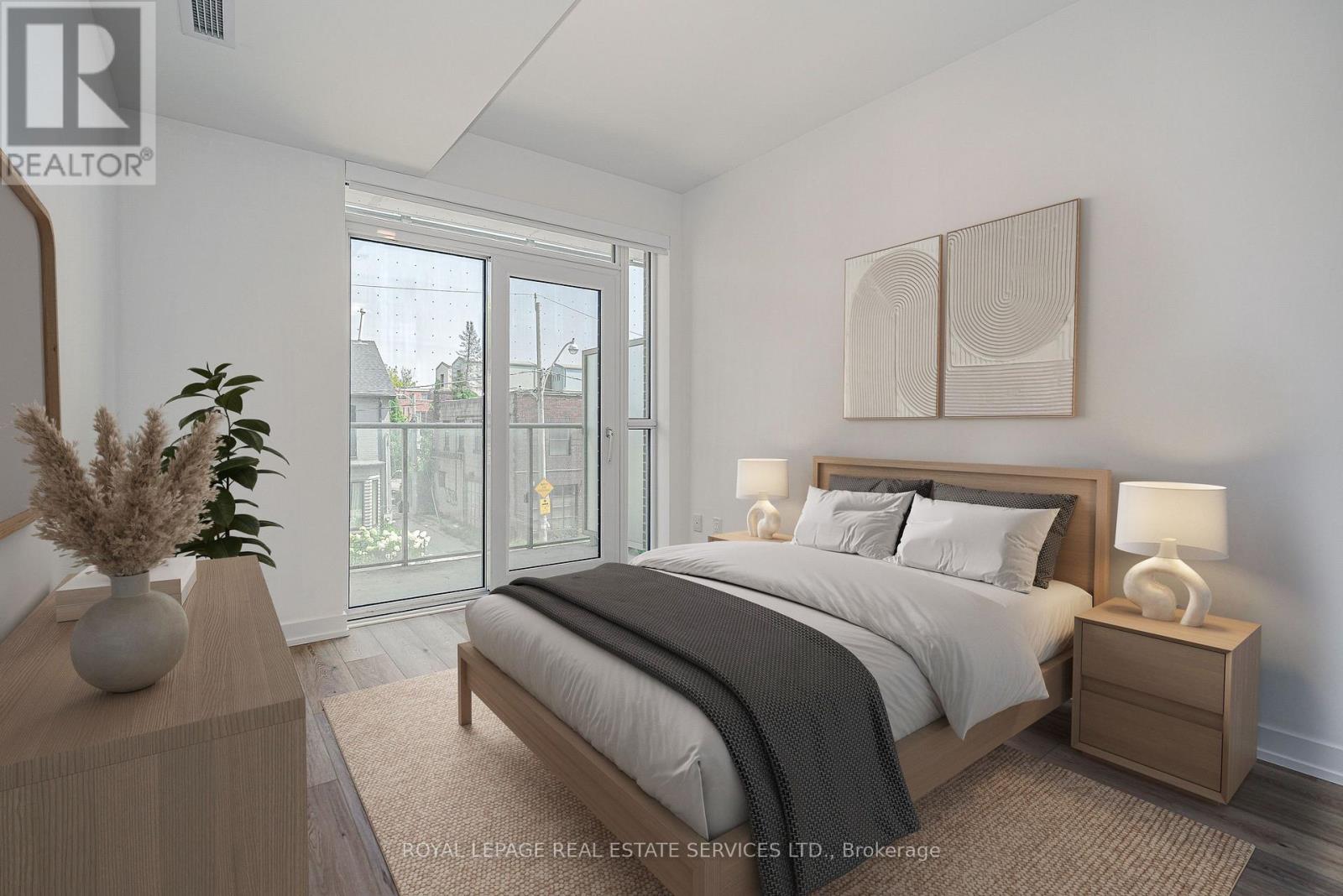 #131 156 LOGAN AVENUE - 15