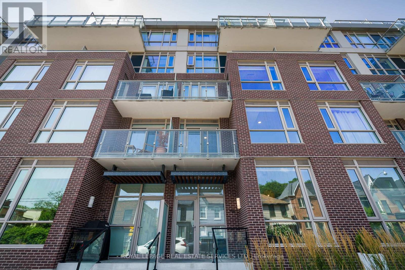 #131 156 LOGAN AVENUE - 24