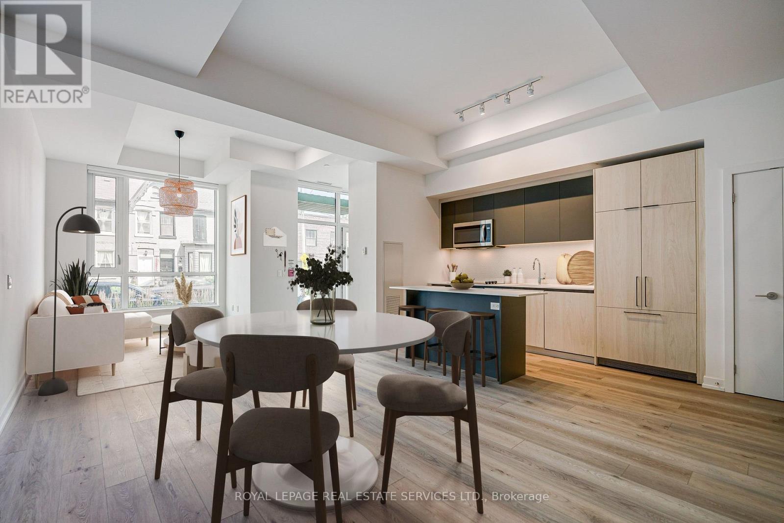 #131 156 LOGAN AVENUE - 5