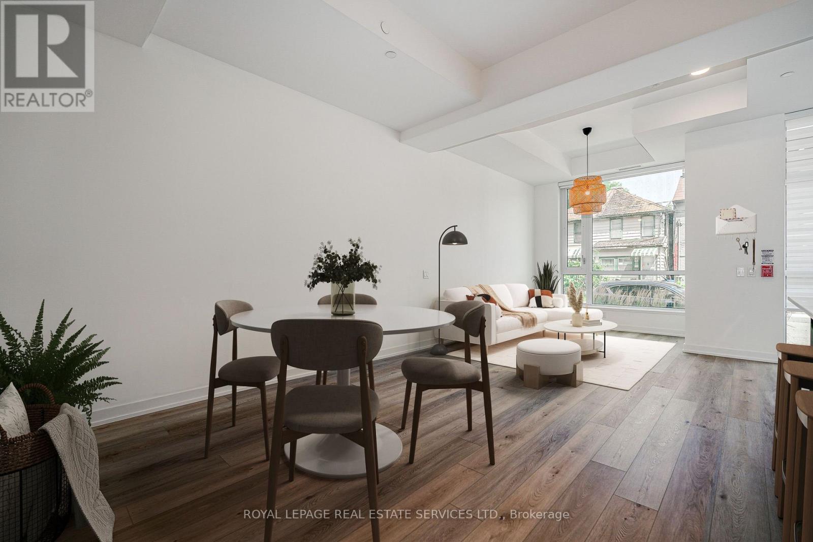 #131 156 LOGAN AVENUE - 6