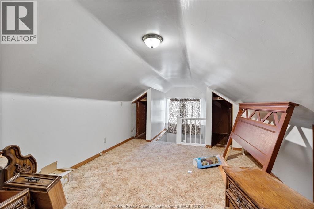 56 WIGLE - Image 17