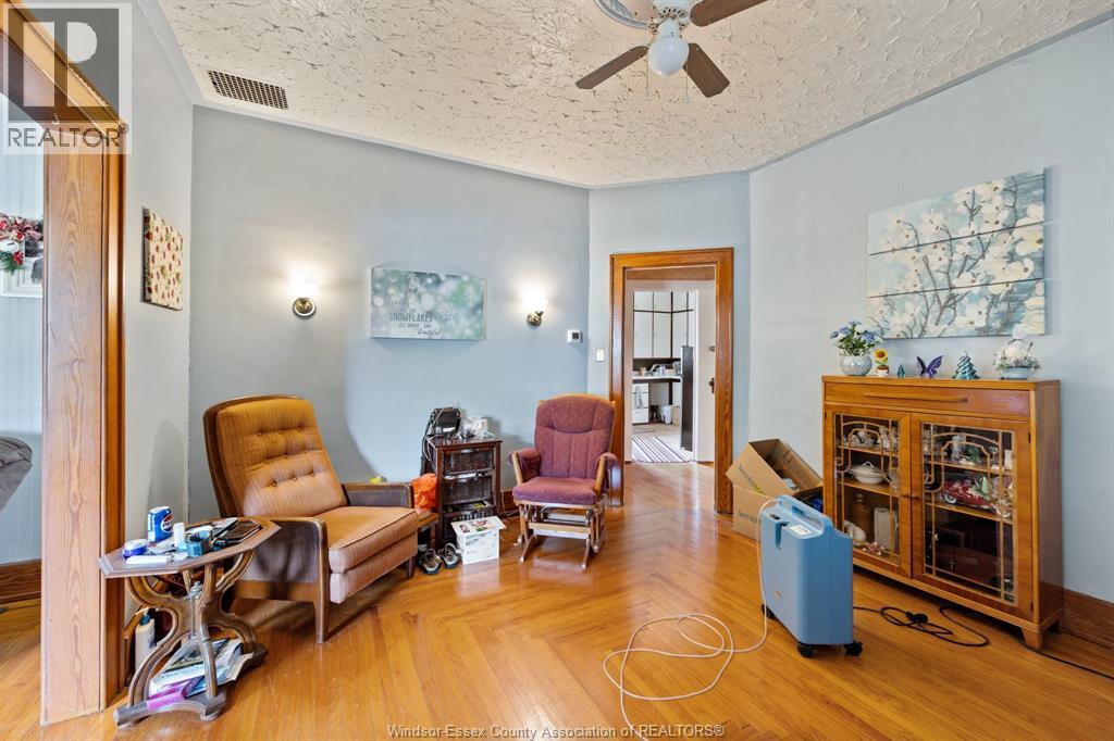 56 WIGLE - Image 8