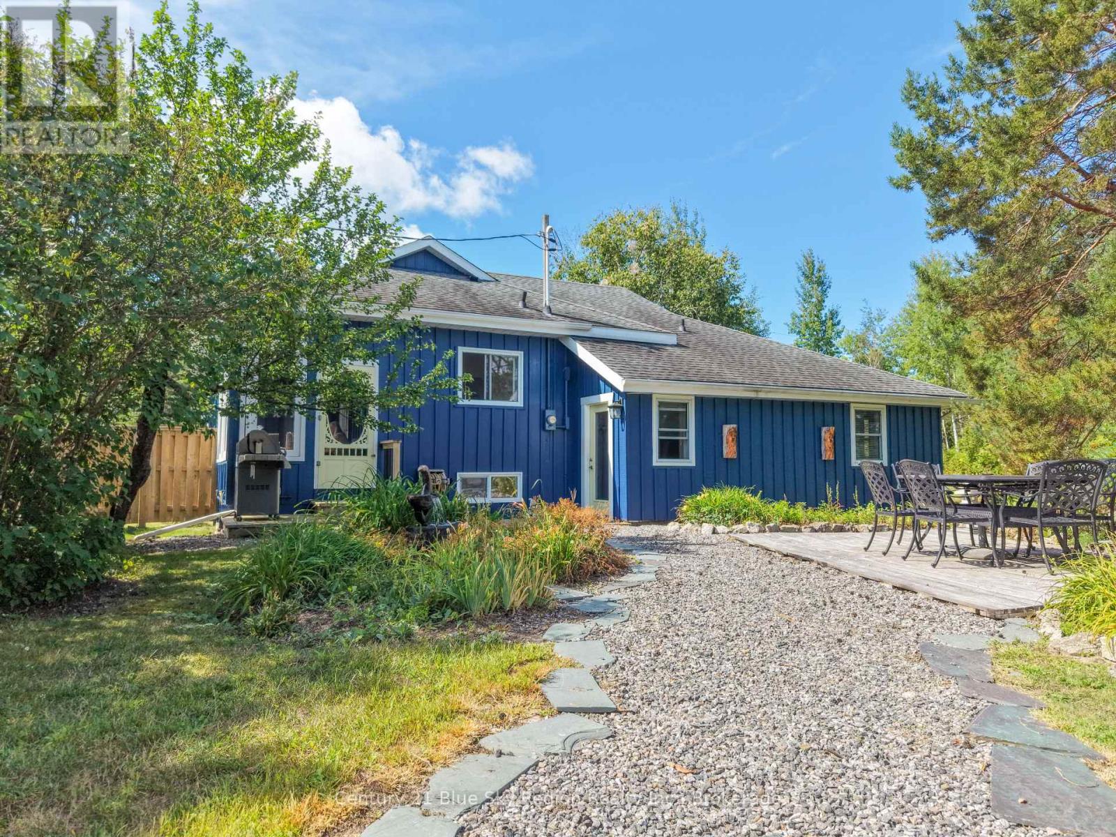 Property for sale at 2574 HIGHWAY 17 E
