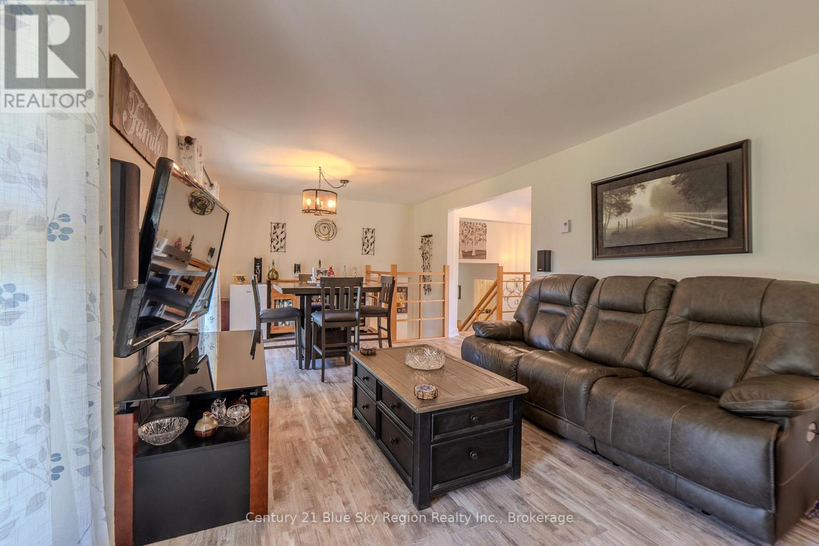 2574 HIGHWAY 17 E - Image 16