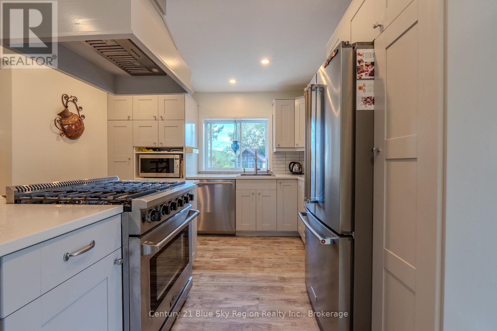 2574 HIGHWAY 17 E - 20