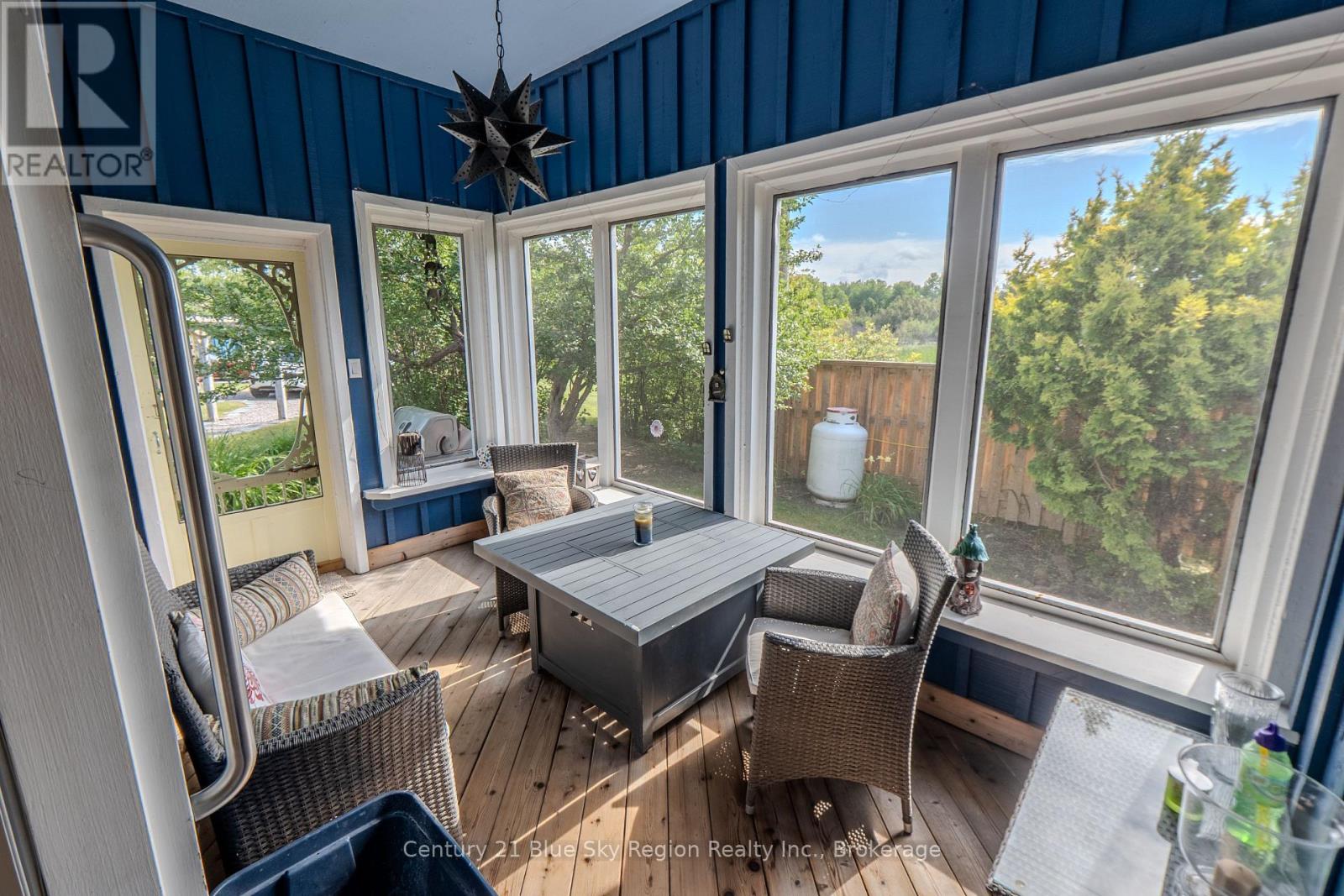 2574 HIGHWAY 17 E - 24