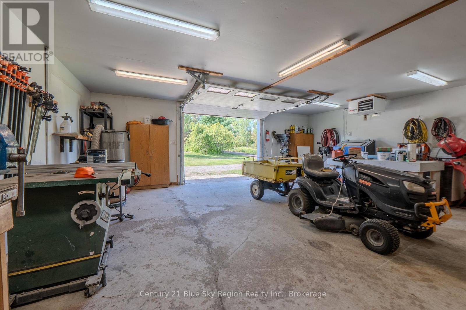 2574 HIGHWAY 17 E - Image 45