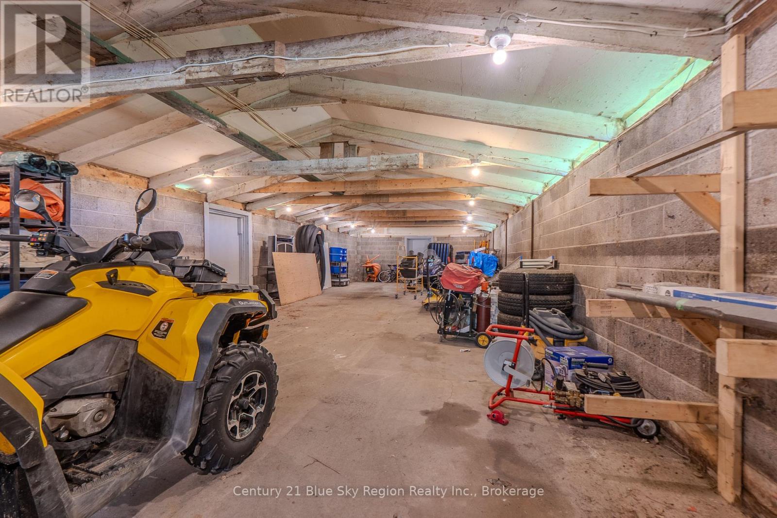 2574 HIGHWAY 17 E - 46