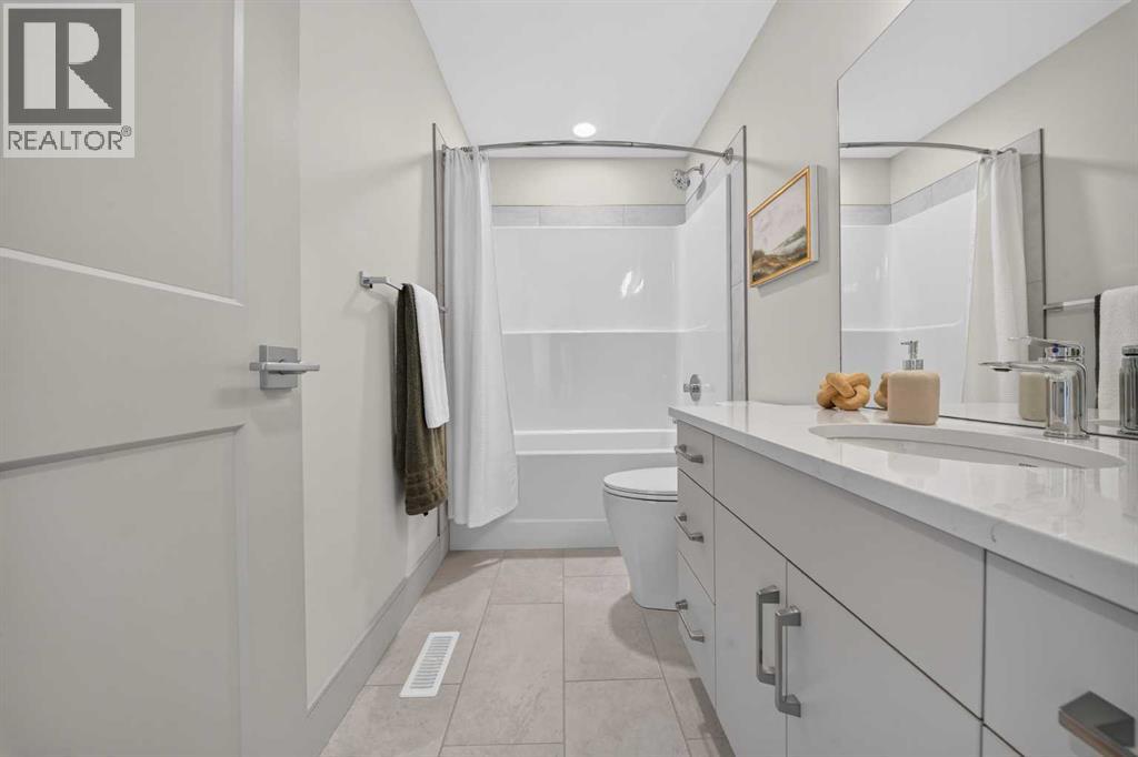 8637 24 Avenue - Image 40
