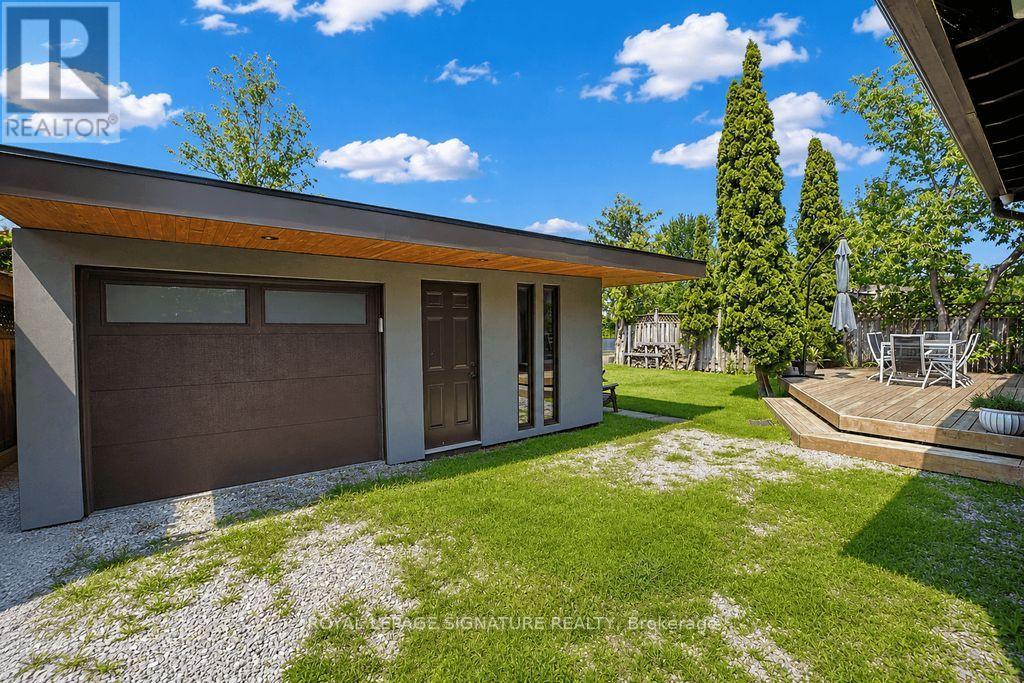 606 LAKE DRIVE S - Image 24