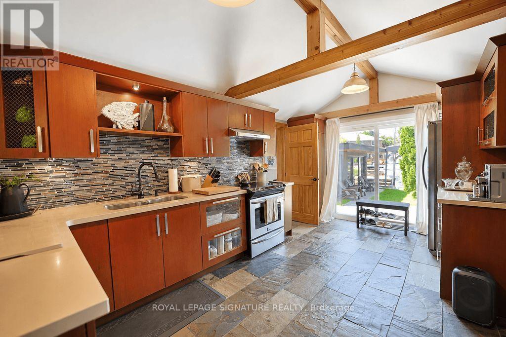 606 LAKE DRIVE S - 9