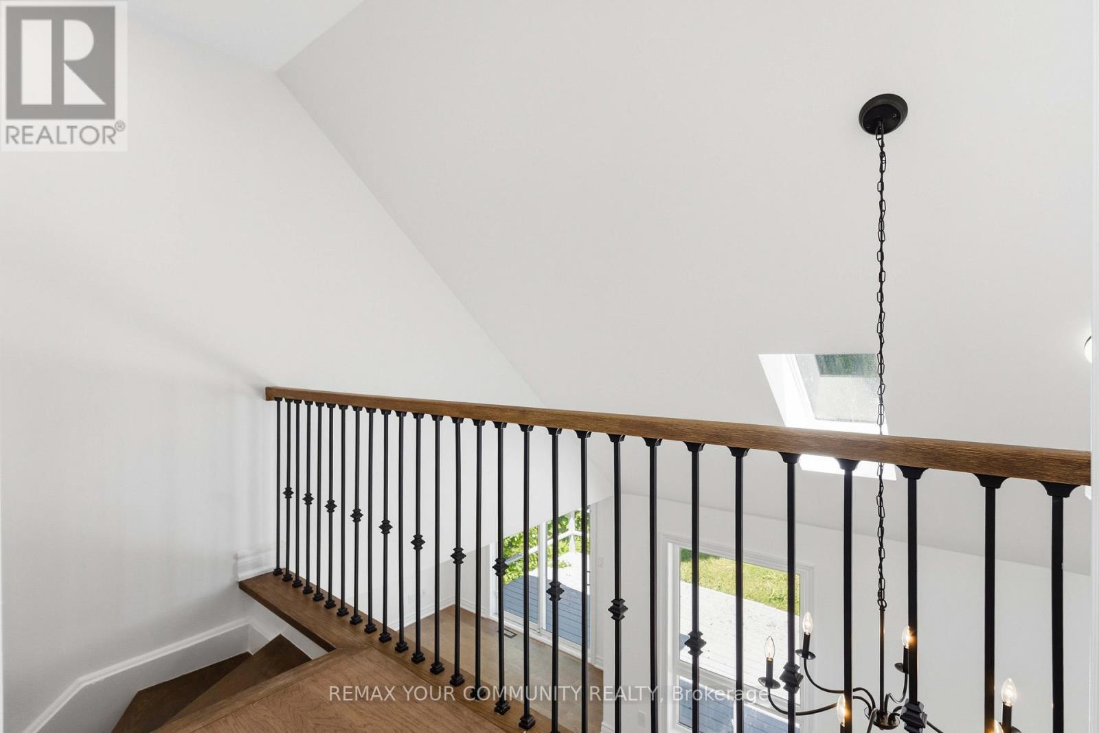 924 HELEN STREET - Image 22
