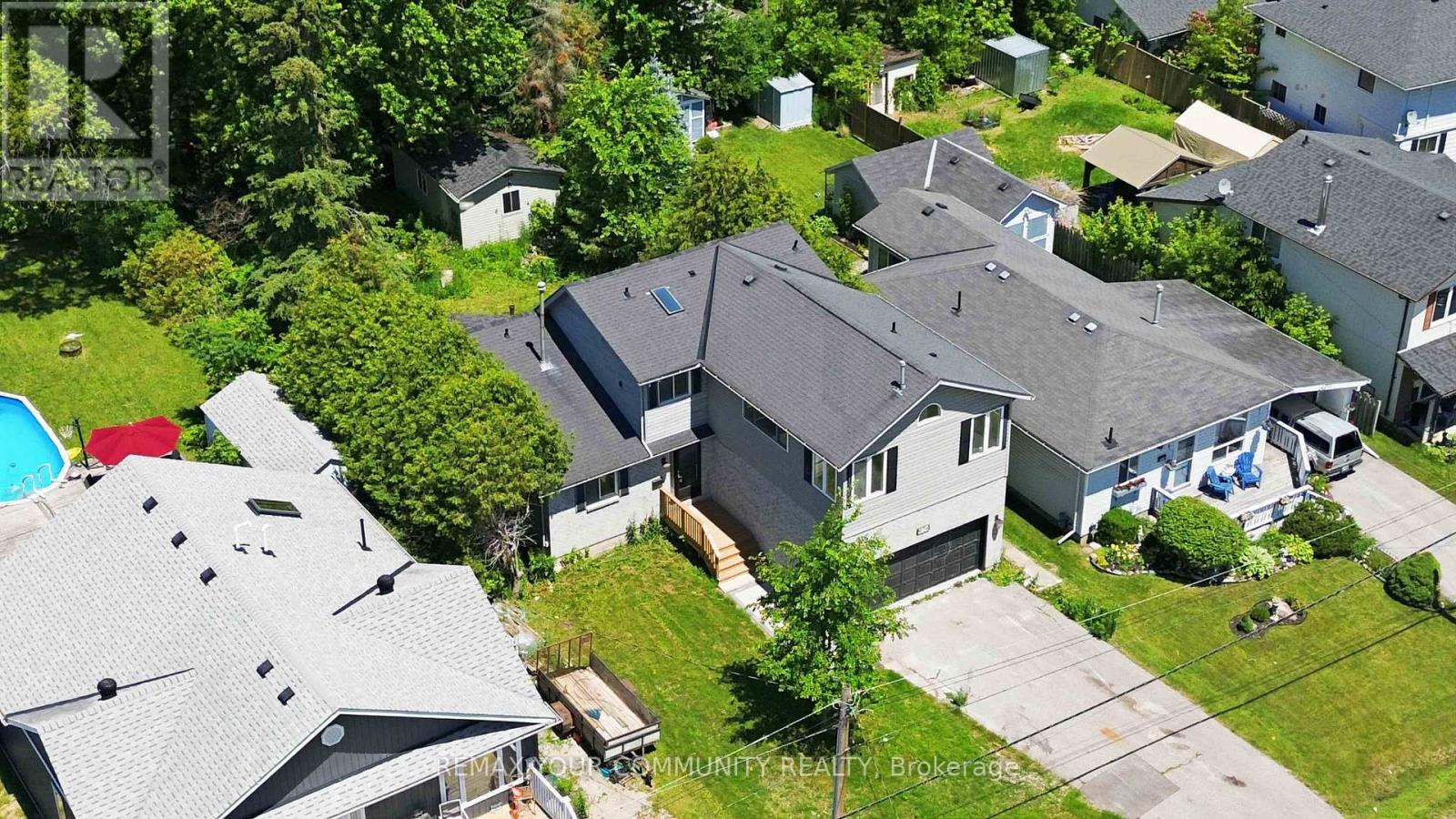 924 HELEN STREET - 37