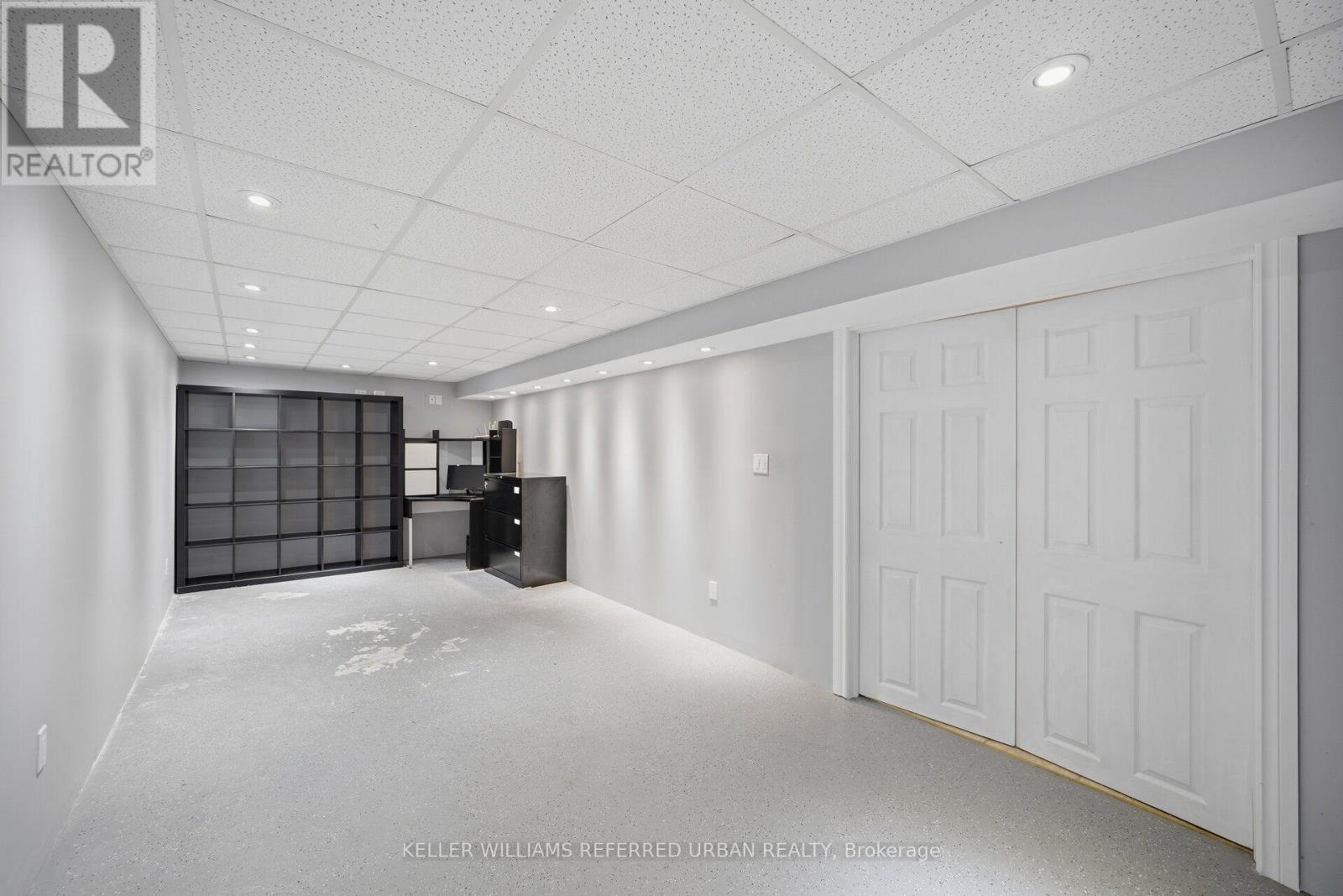 82 EASTMAN CRESCENT - 28
