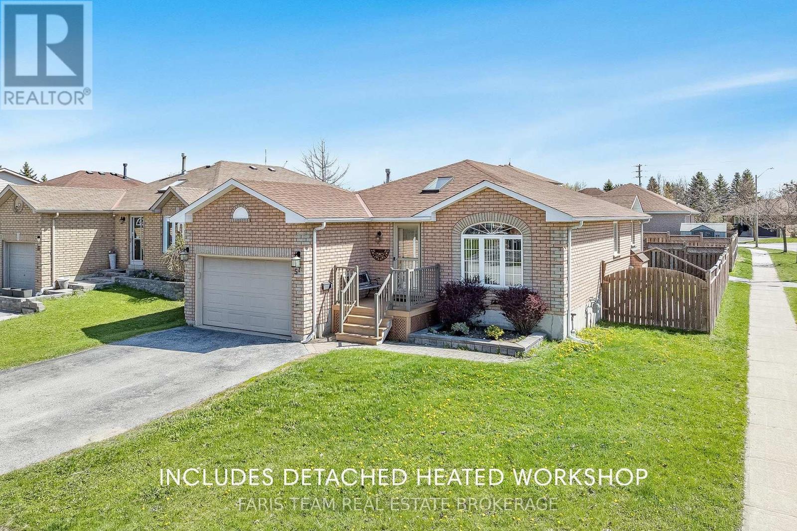 57 WESSENGER DRIVE - 2