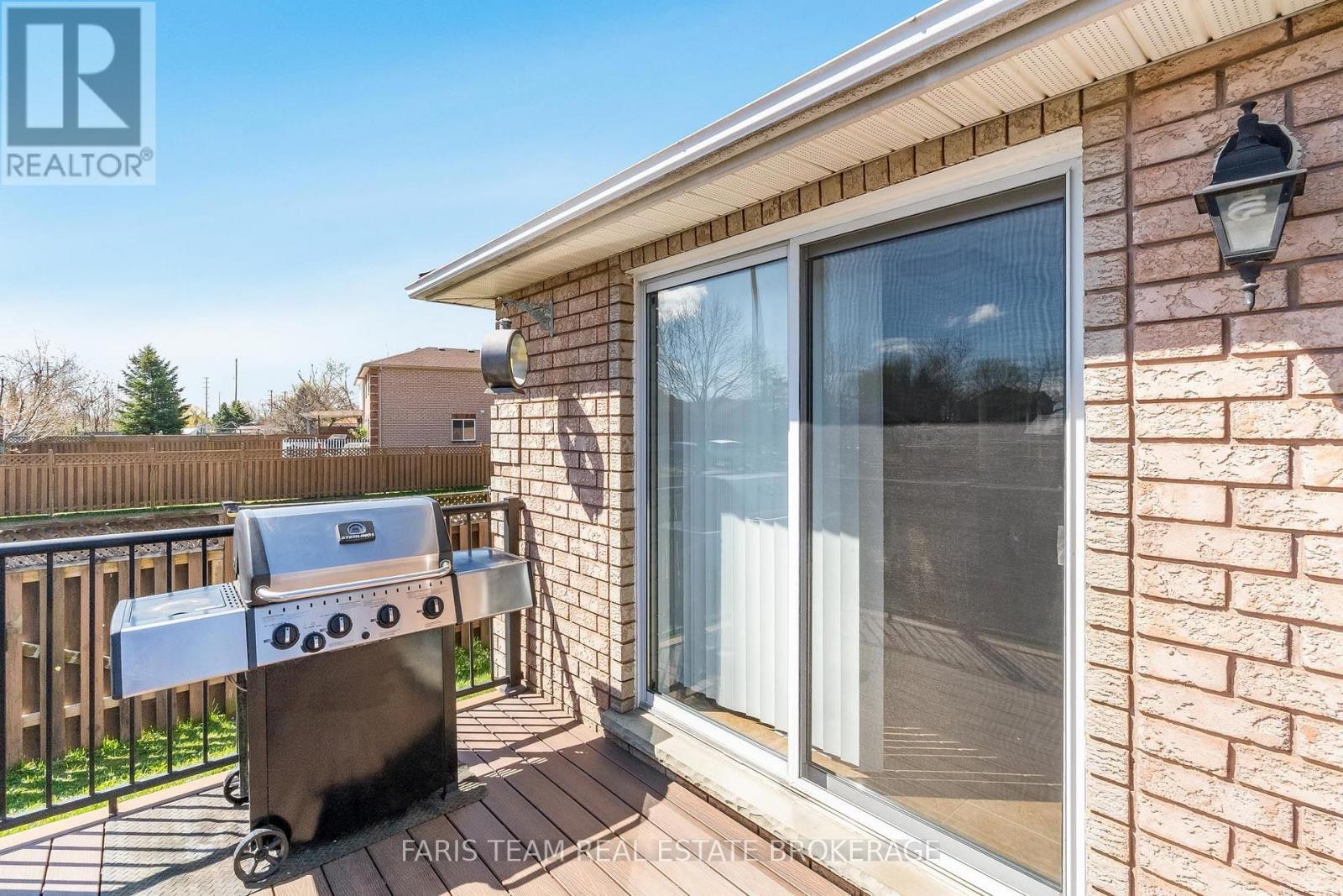 57 WESSENGER DRIVE - Image 33