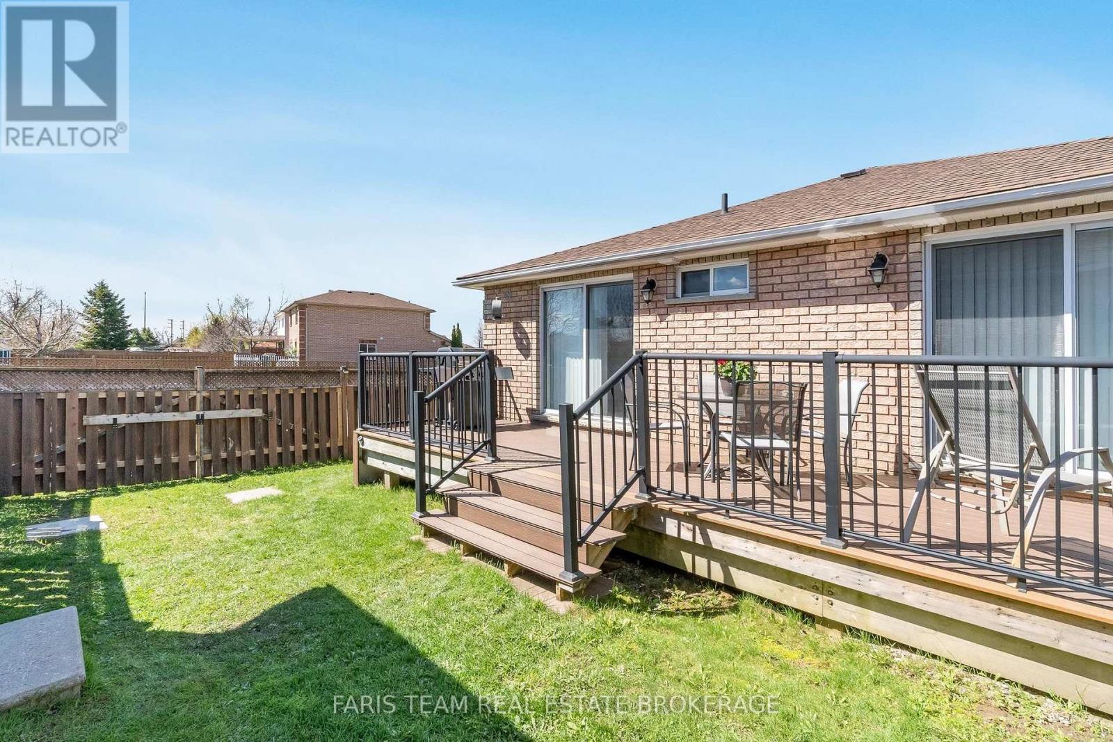 57 WESSENGER DRIVE - 36