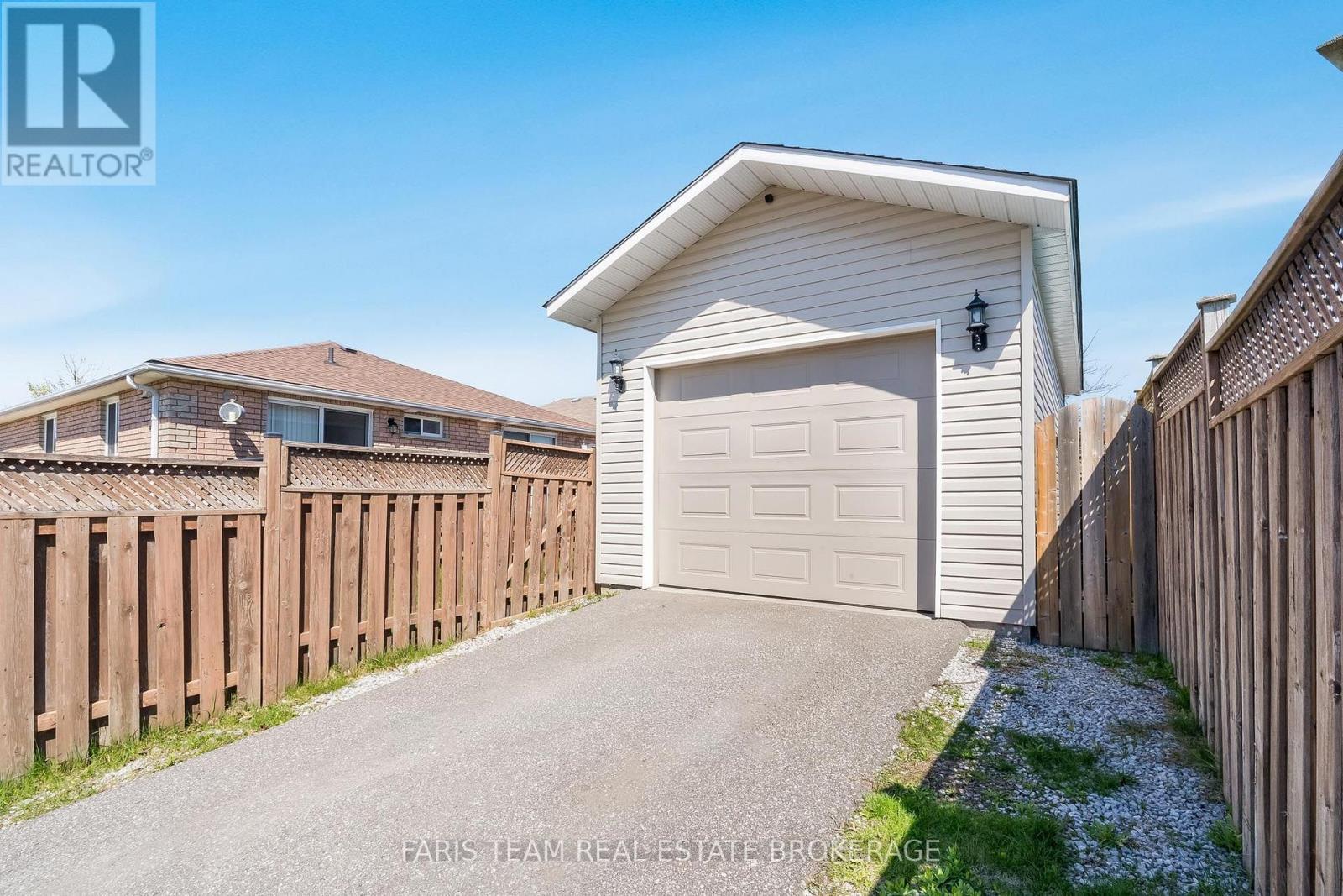 57 WESSENGER DRIVE - Image 38