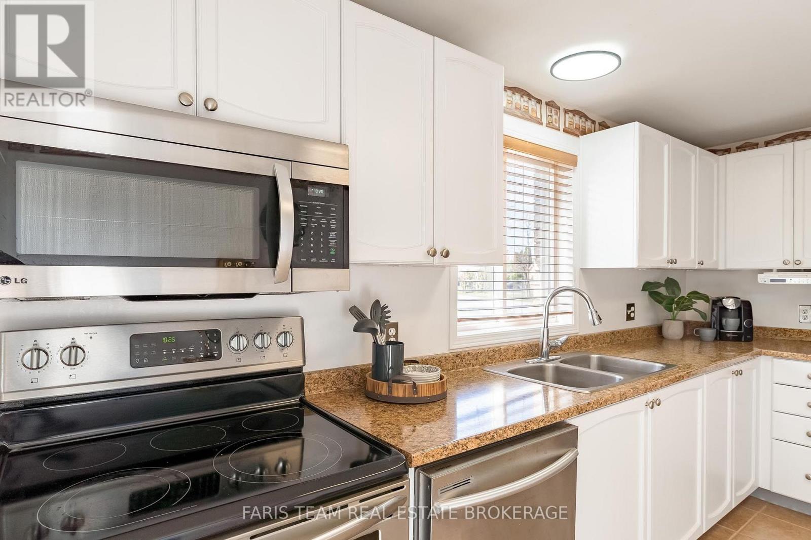 57 WESSENGER DRIVE - Image 6