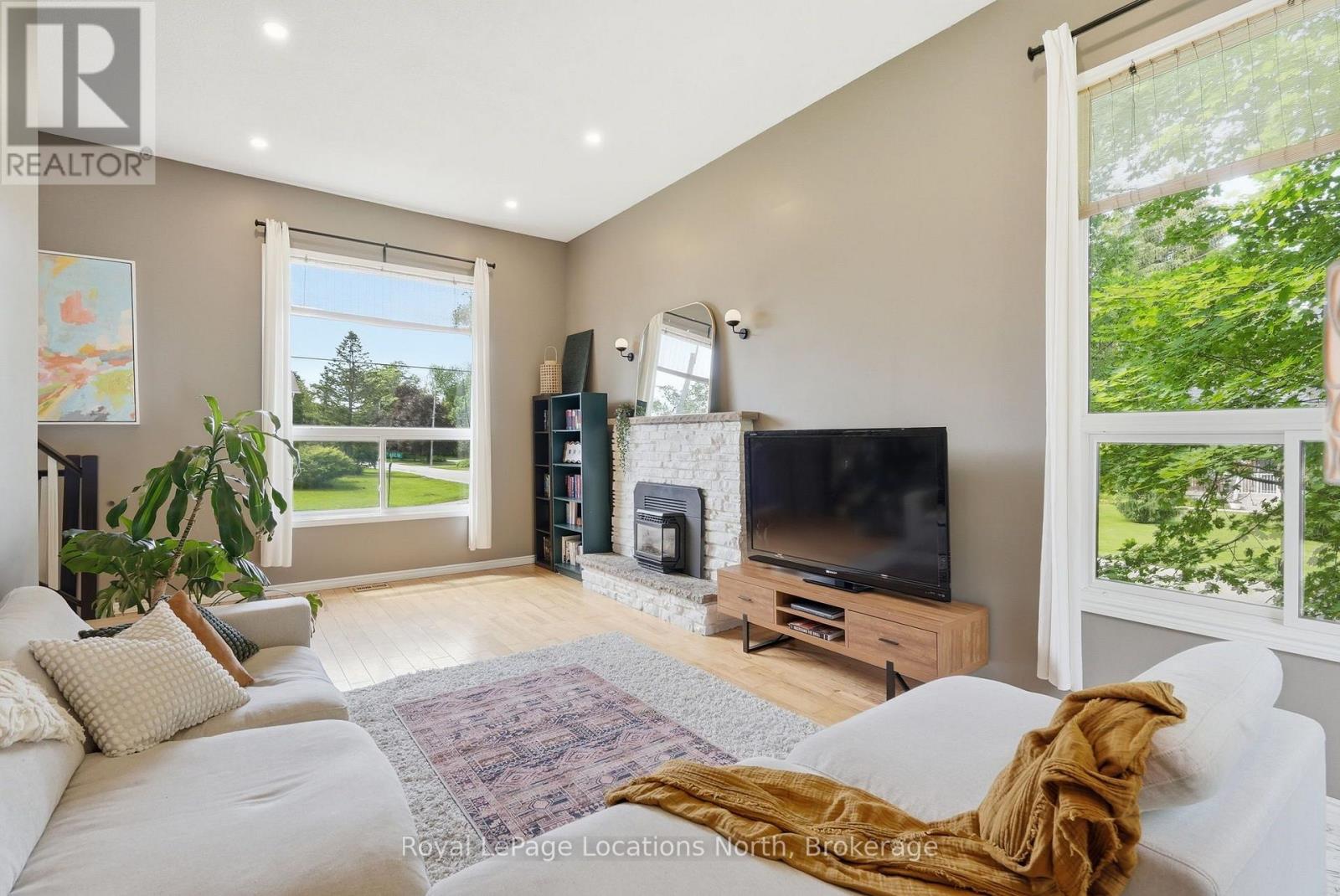 2595 6TH AVENUE W - Image 15